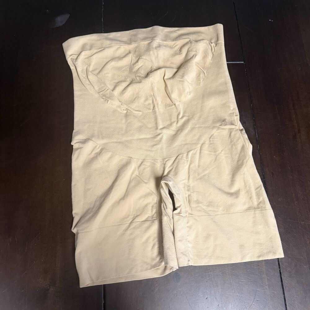 Seamless Tummy Sculpt Mid Thigh Short Size XL Beige Tan Khaki Shapewear Stretch